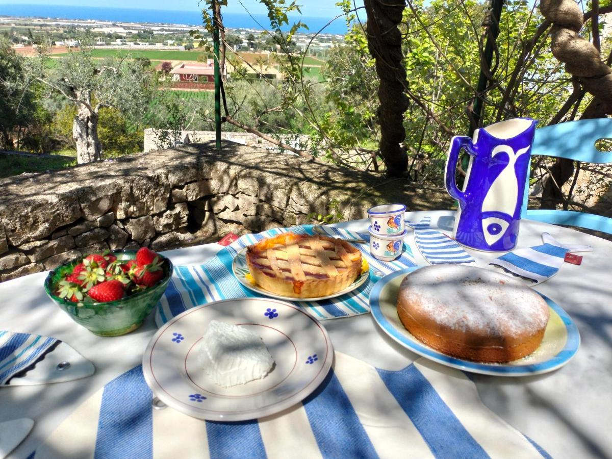 Le Finestre Sul Mare Bed & Breakfast Conversano Exterior foto