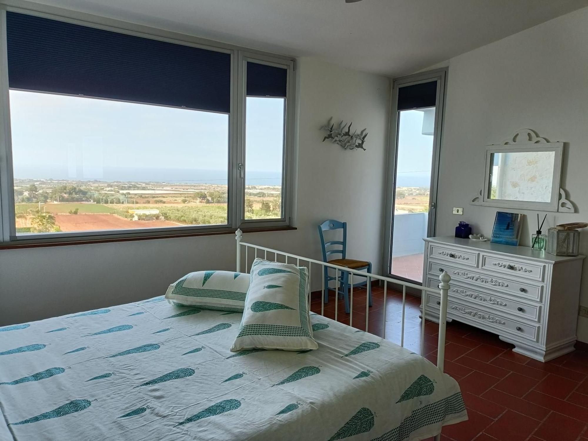 Le Finestre Sul Mare Bed & Breakfast Conversano Cameră foto